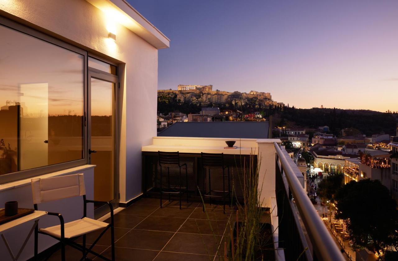 Studio Balcony
