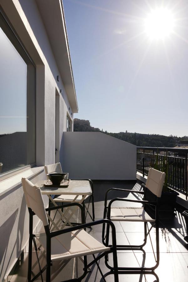 Studio Balcony